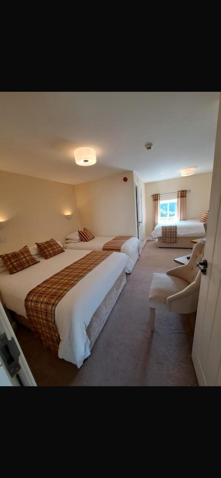 The Bedlinog Inn Eksteriør bilde
